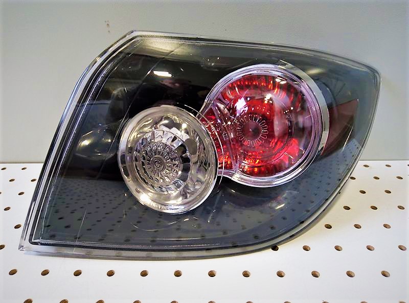 Накладки на задние фонари (реснички) для Mazda 3 BK хэтчбэк глянец в интернет магазине aikimaster.ru